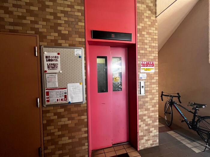 物件外観写真6　(建物設備)