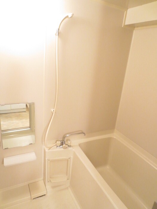 物件内観写真12　(バス／シャワールーム等)