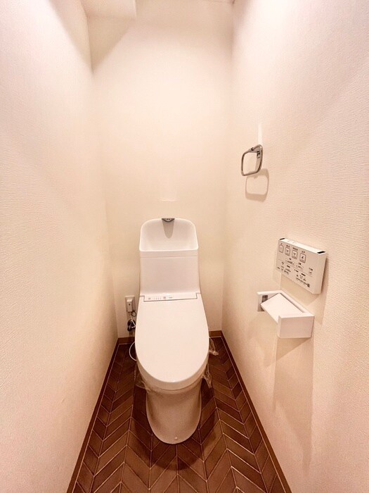 物件内観写真15　(トイレ)