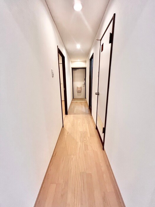 物件内観写真19　(廊下)