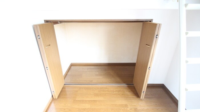 物件内観写真15　(収納)