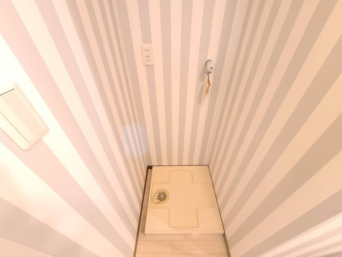 物件内観写真19　(洗濯機置場)