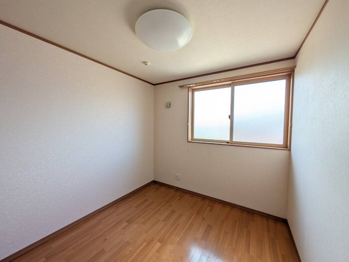 物件内観写真10　(居室)