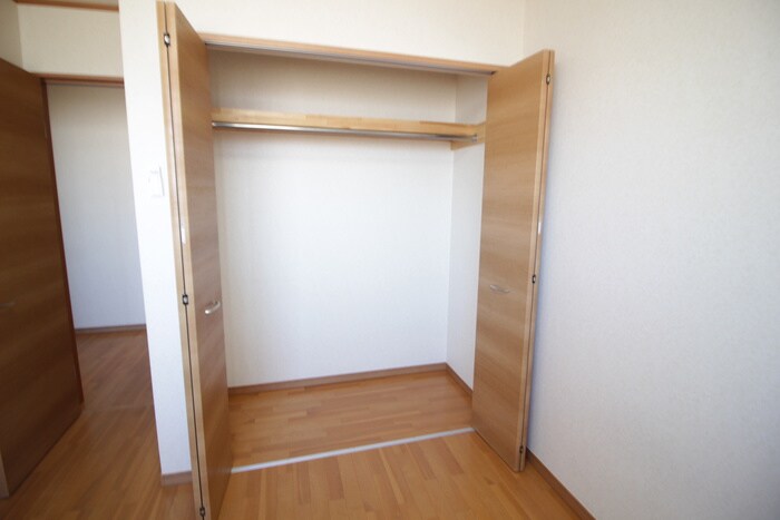 物件内観写真11　(収納)