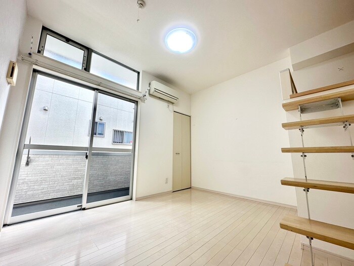 物件内観写真7　(居室)