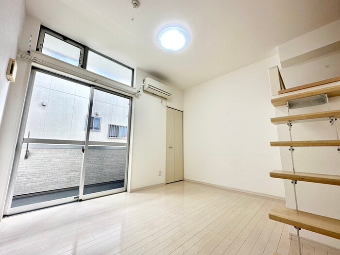 物件内観写真7　(居室)