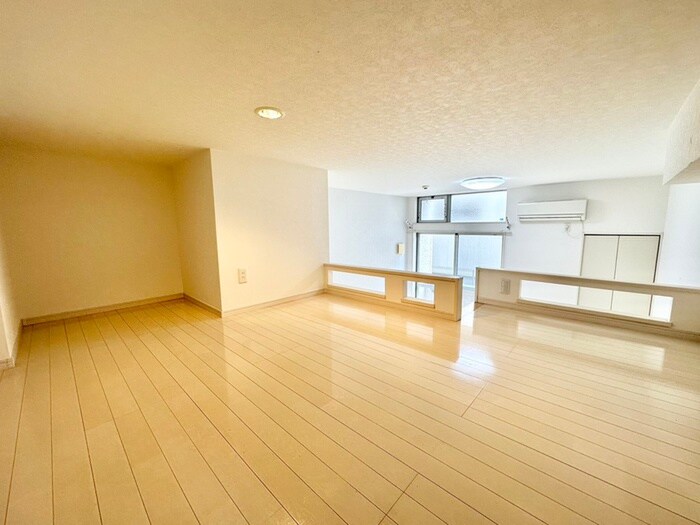 物件内観写真9　(ロフト)