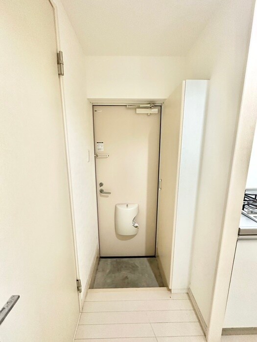 物件内観写真17　(玄関)