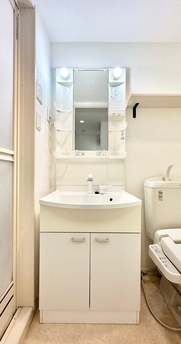 物件内観写真18　(洗面)