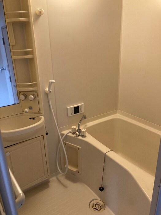 物件内観写真12　(バス／シャワールーム等)