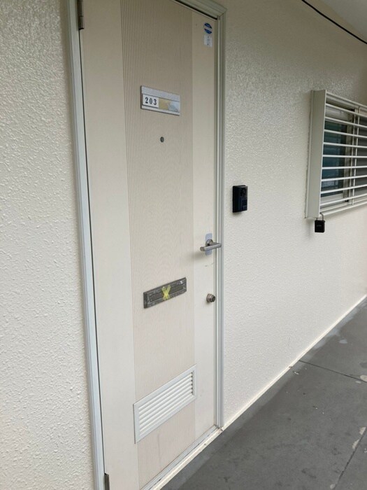 物件内観写真17　(玄関)