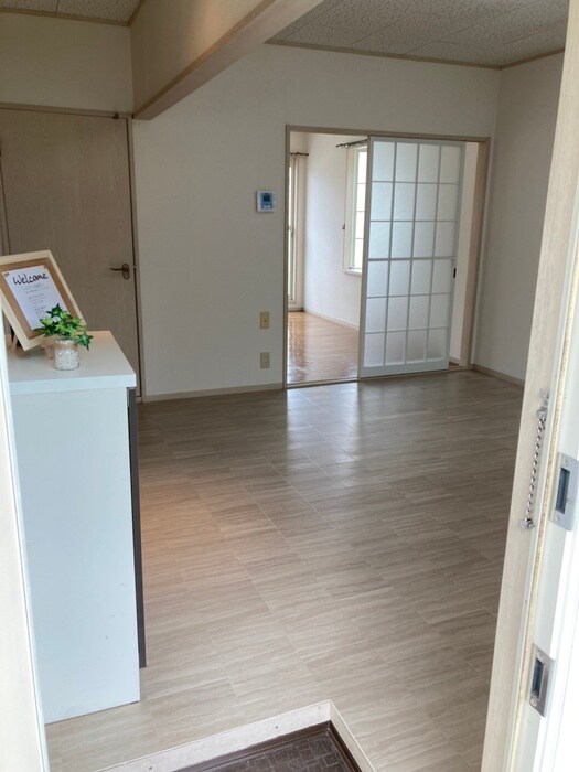 物件内観写真19　(廊下)