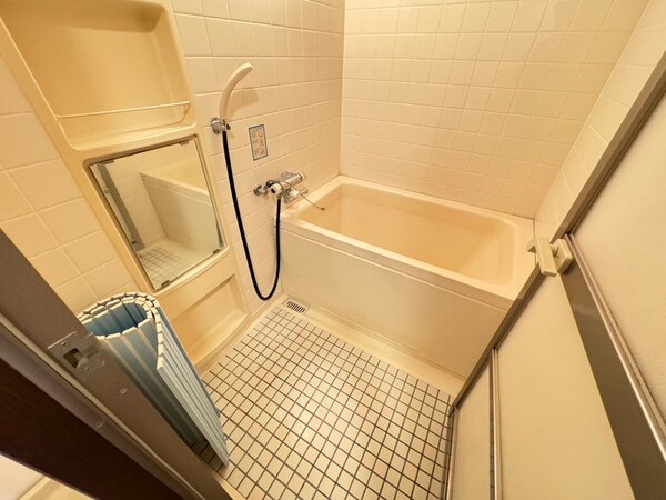 バス／シャワールーム等