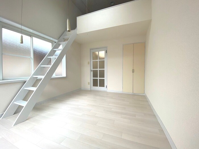 物件内観写真8　(居室)