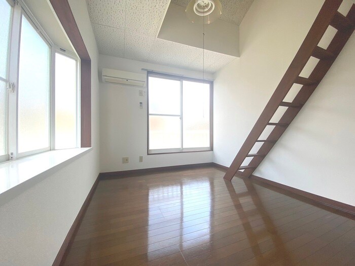 物件内観写真9　(廊下)