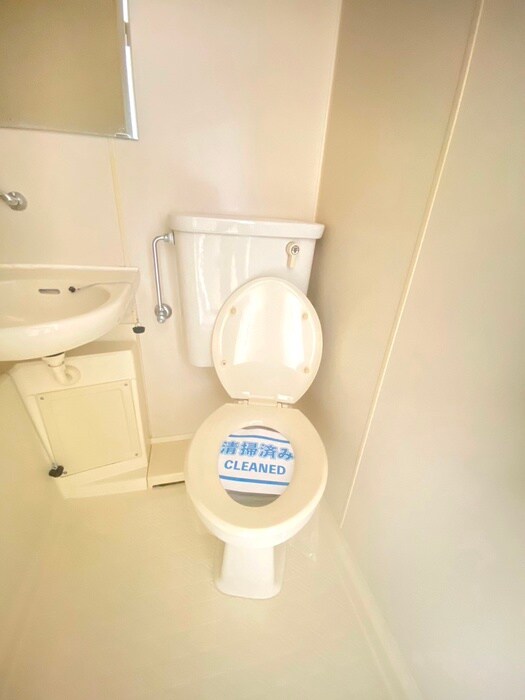 物件内観写真12　(トイレ)