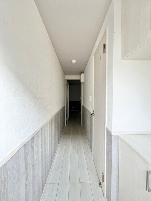 物件内観写真19　(廊下)