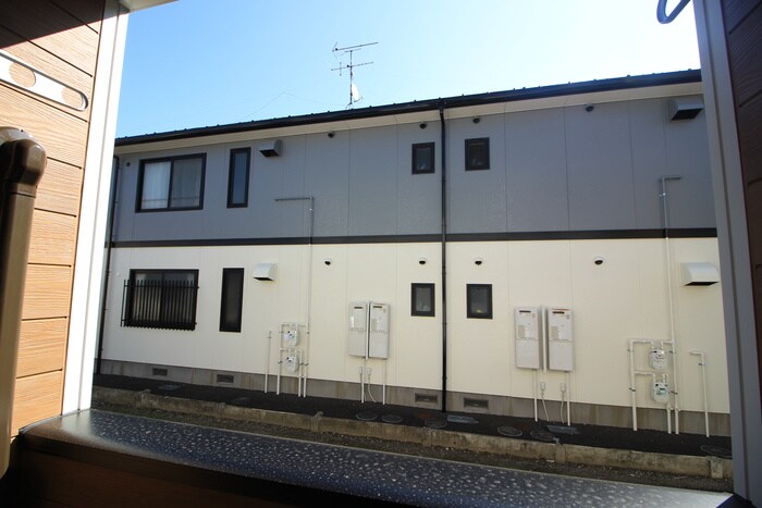 物件内観写真21　(室内からの展望)