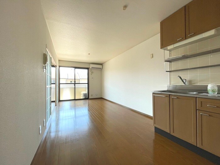 物件内観写真8　(居室)