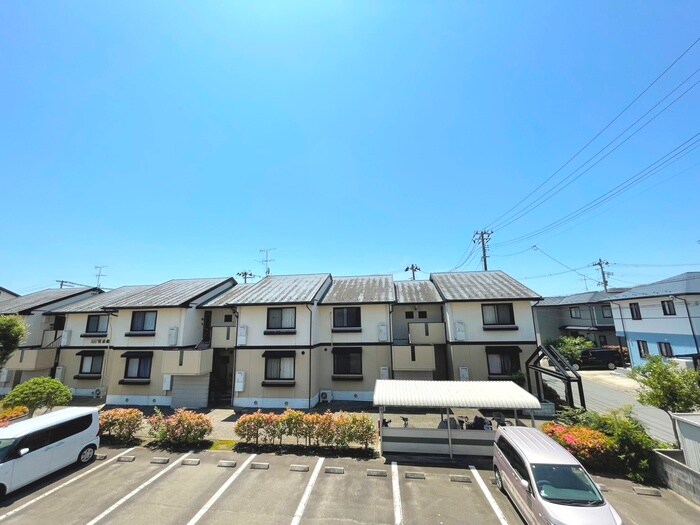 物件内観写真20　(室内からの展望)