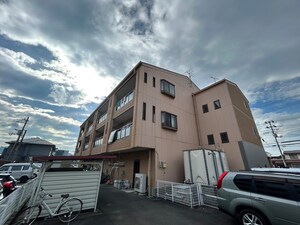 ハイツリュミエール外観写真