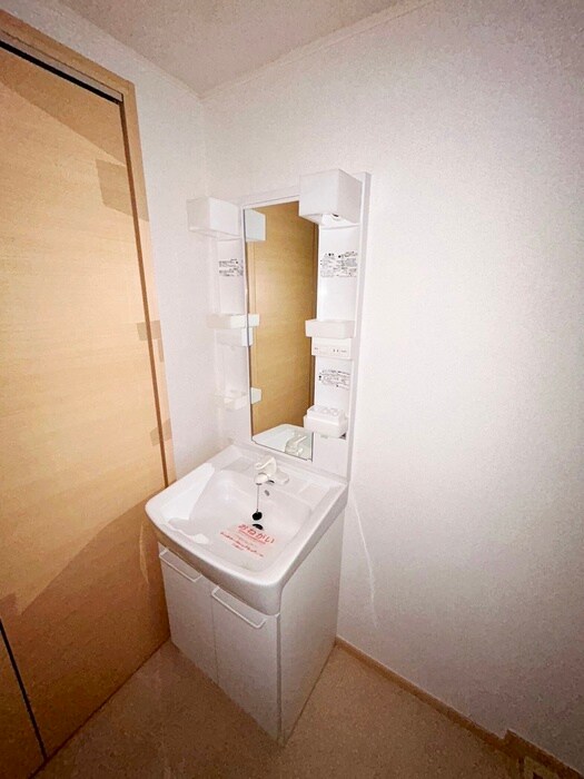 物件内観写真13　(洗面)