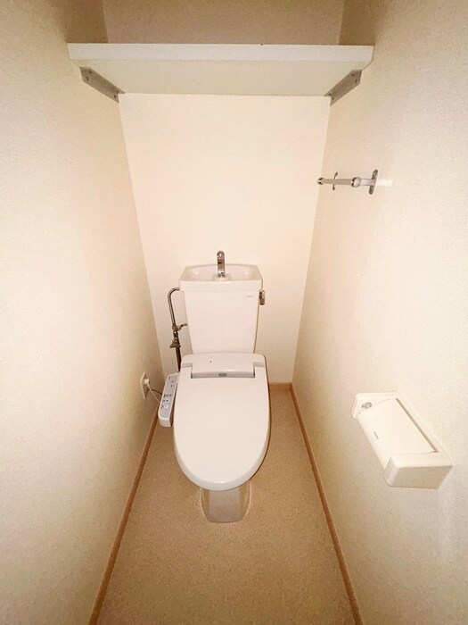 物件内観写真14　(トイレ)