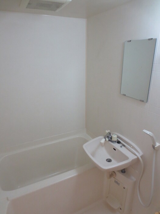 物件内観写真8　(バス／シャワールーム等)