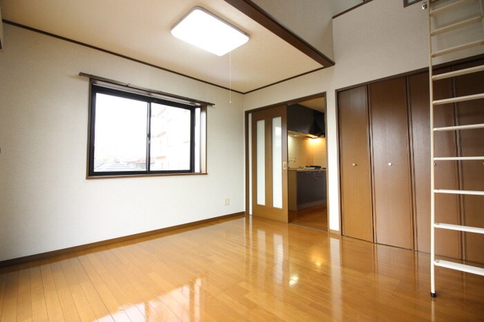 物件内観写真15　(居室)