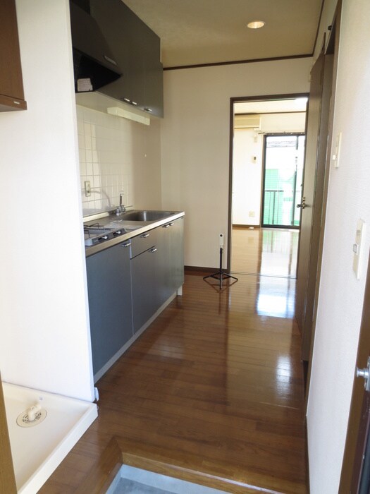 物件内観写真16　(玄関)