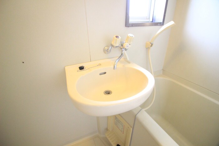 物件内観写真11　(洗面)