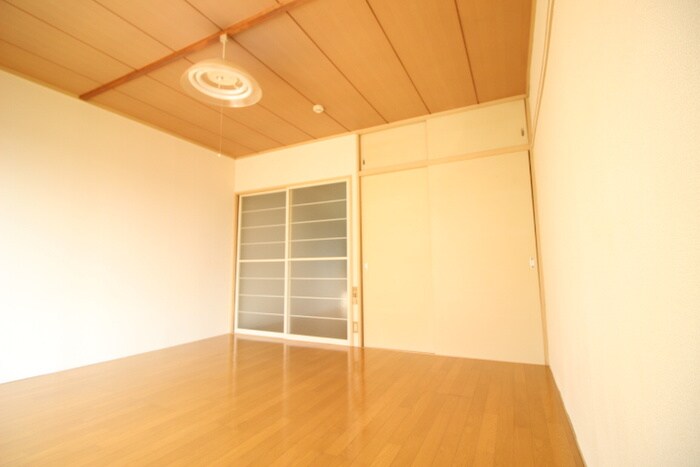 物件内観写真17　(居室)