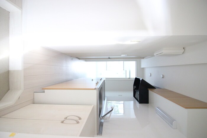 物件内観写真16　(玄関)