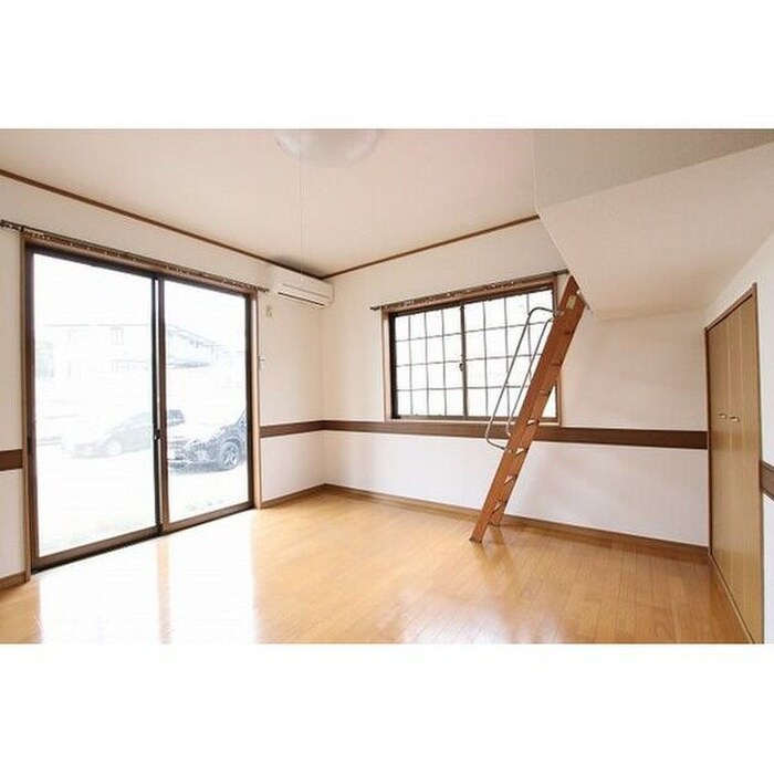 物件内観写真6　(居室)