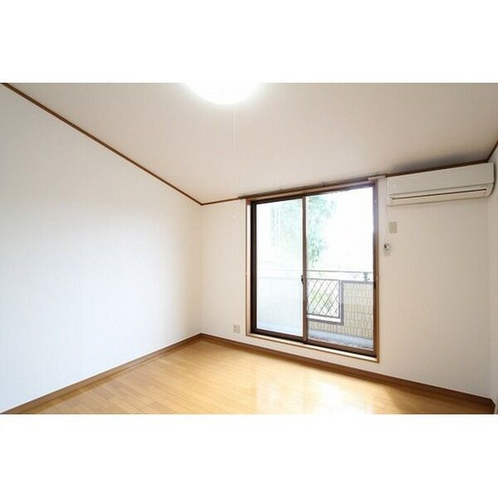 物件内観写真15　(居室)