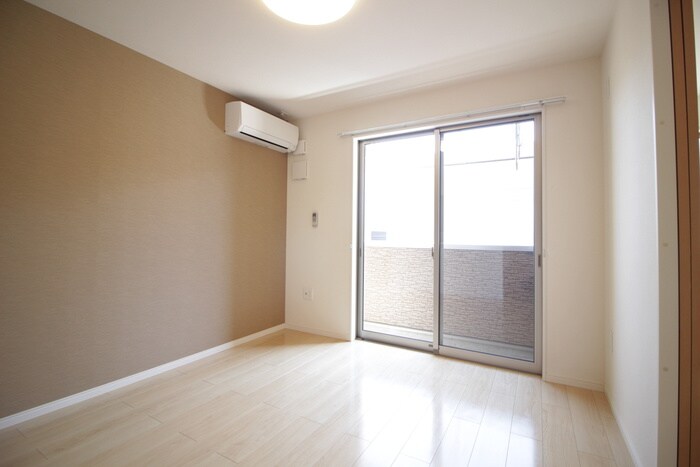 物件内観写真5　(居室)