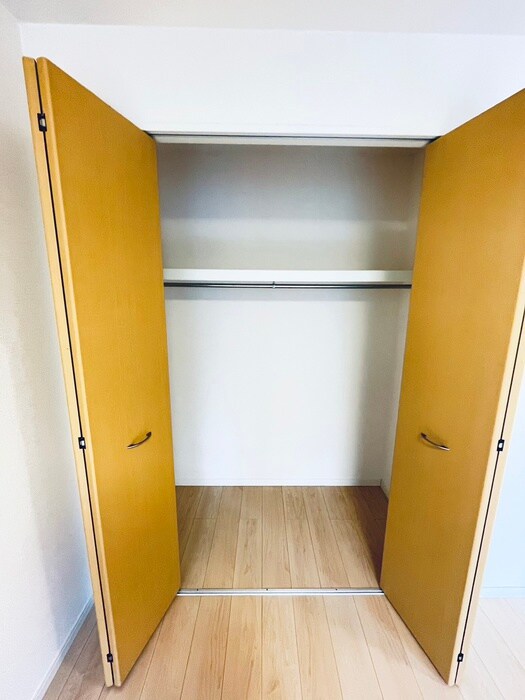 物件内観写真6　(収納)