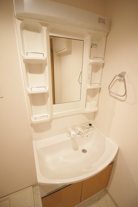 物件内観写真9　(洗面)