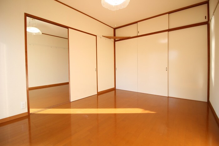 物件内観写真9　(居室)