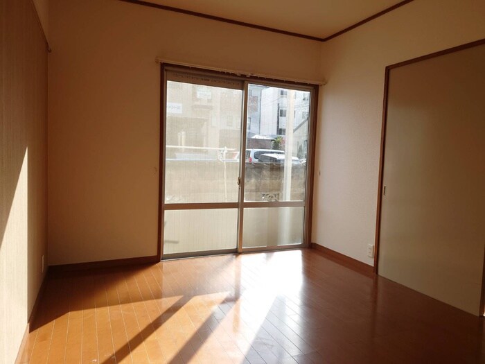 物件内観写真11　(居室)