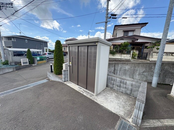 物件外観写真6　(建物設備)