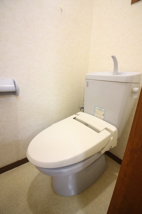 物件内観写真12　(トイレ)