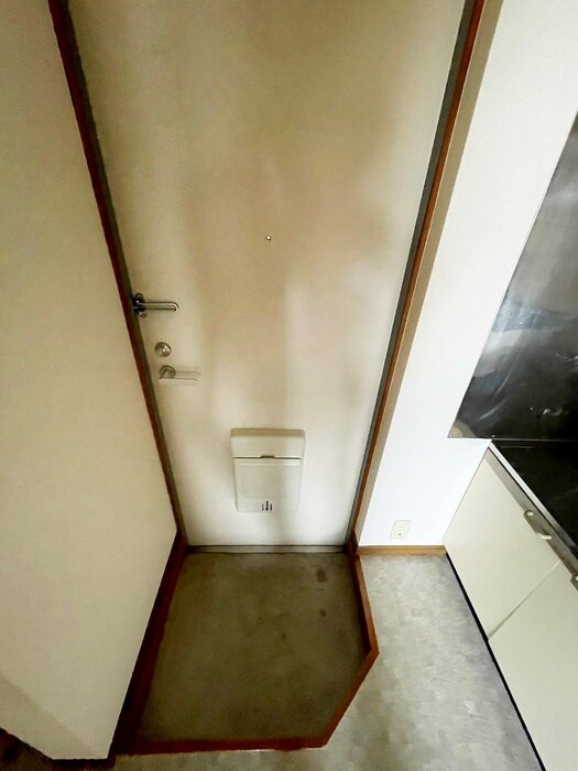 物件内観写真14　(玄関)