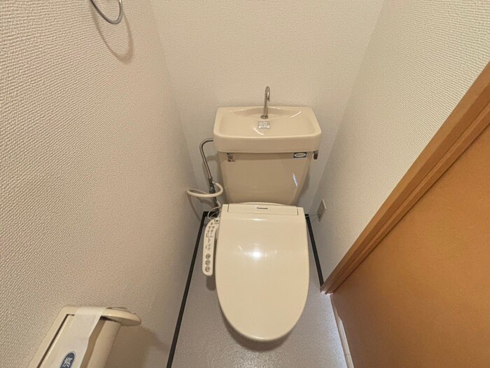 物件内観写真15　(トイレ)