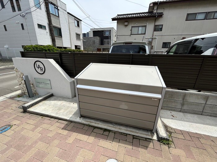 物件外観写真6　(建物設備)