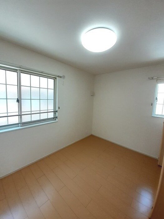 物件内観写真12　(居室)