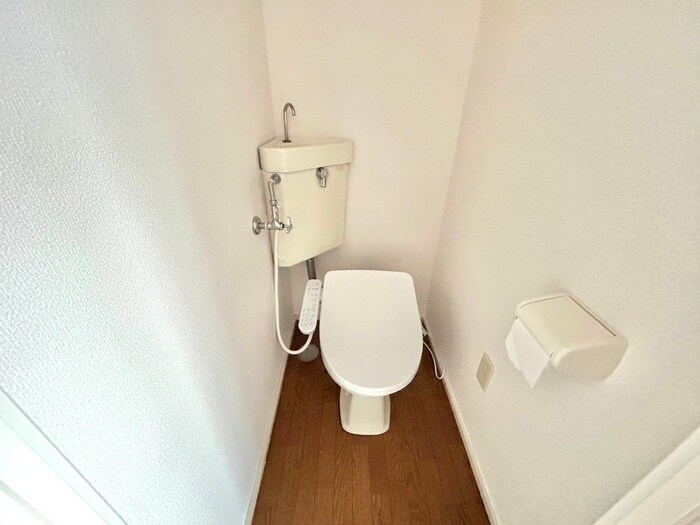 物件内観写真14　(トイレ)