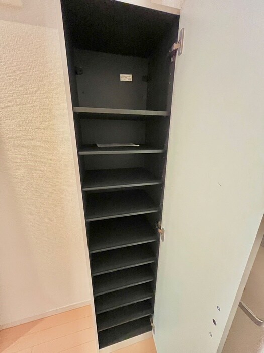 物件内観写真18　(靴箱)