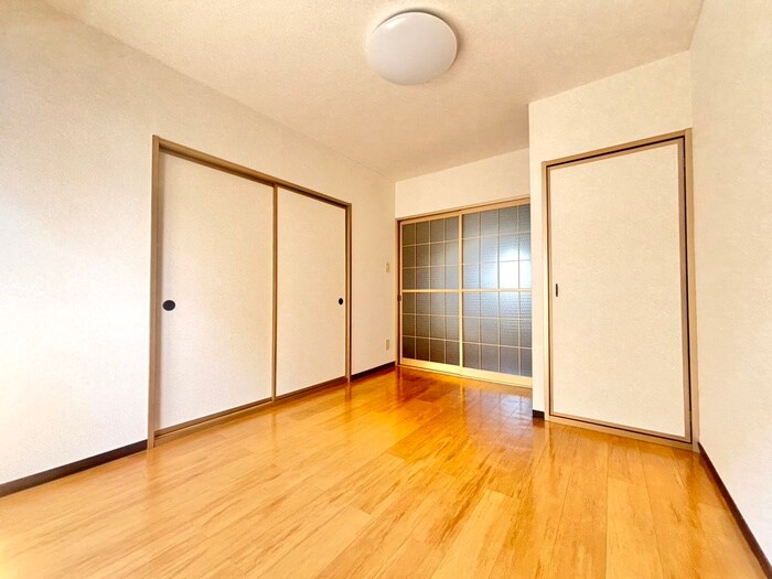 物件内観写真7　(居室)