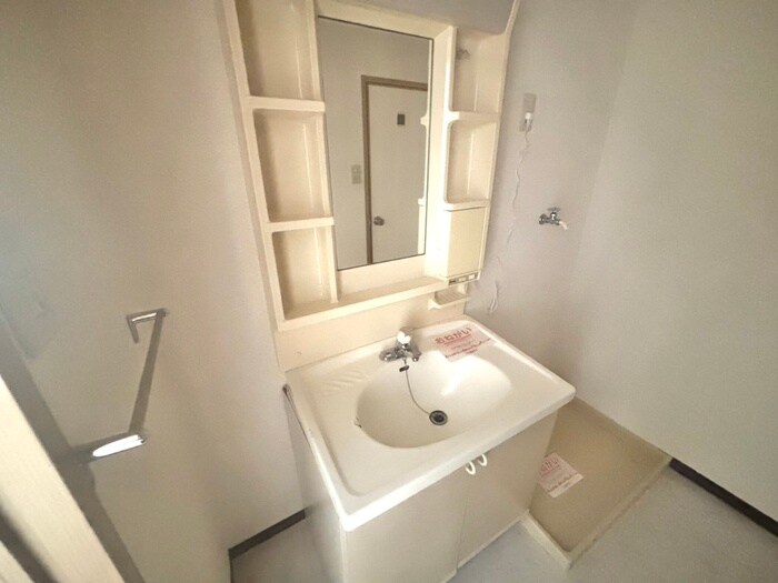 物件内観写真13　(洗面)